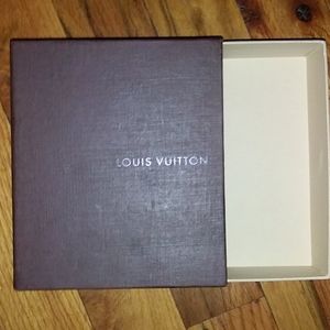 Louis Vuitton small box for wallet or cardholder